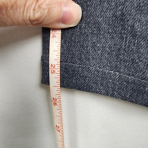 Lafayette 148 Midrise Black/Gray Straight Leg Jeans SIZE 28 - Picture 4 of 6